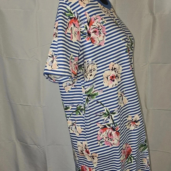 Joules flower and stripe‎ t-shirt dress - Picture 5 of 10